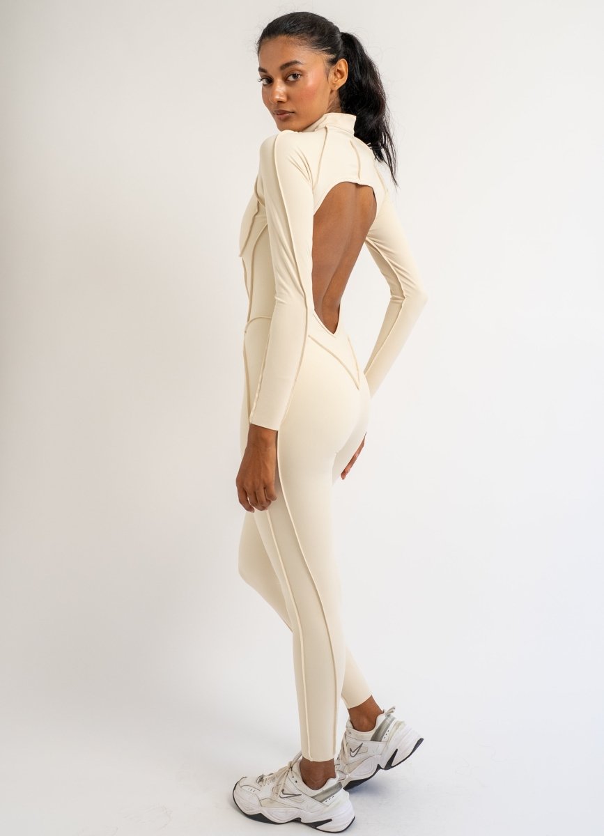 PilaNova Closed - Back Catsuit – Contouring & Sophisticated – Ivory - PilaNova
