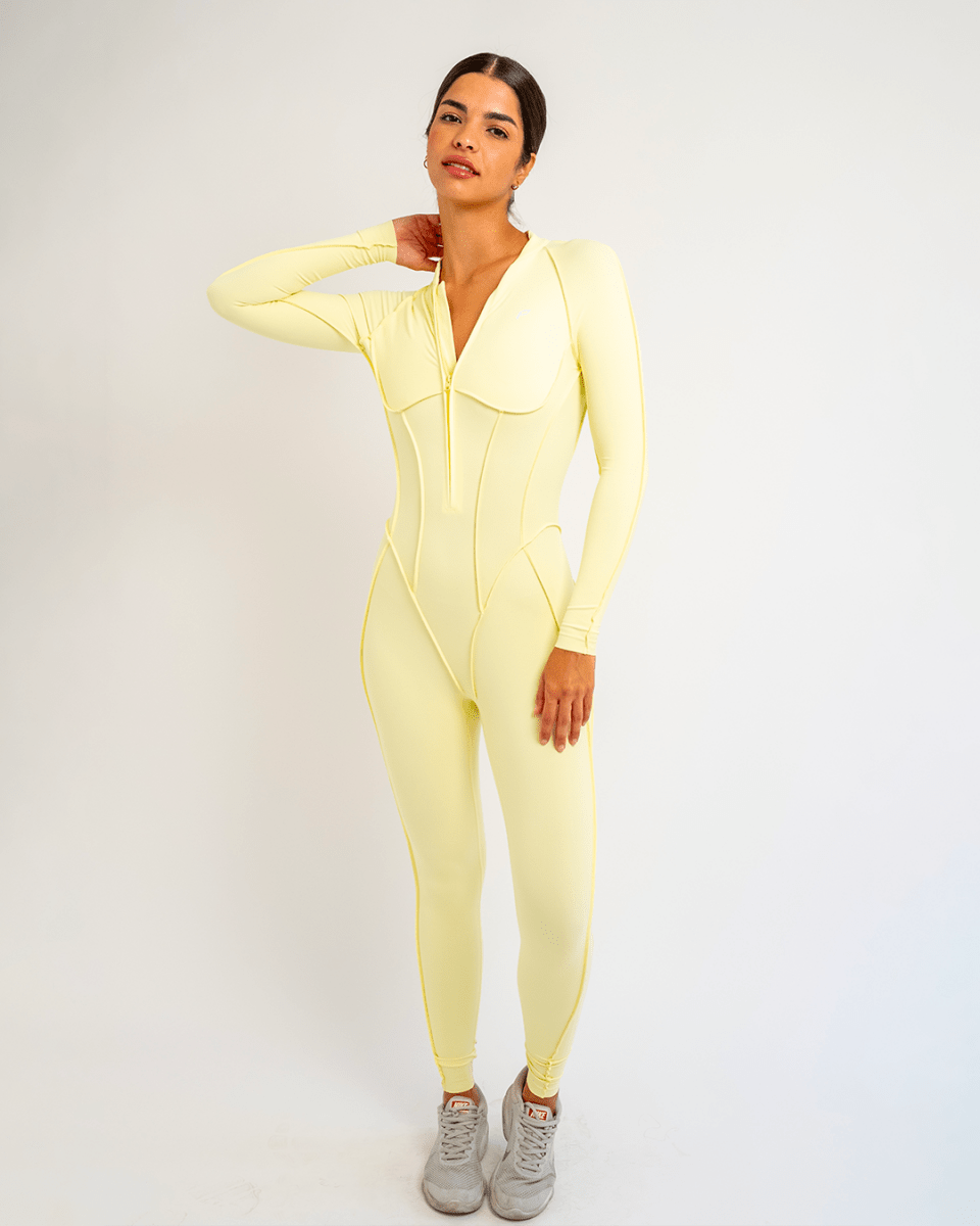 PilaNova Full - Length Catsuit – Sculpting Fit & Open Back – Black - PilaNova
