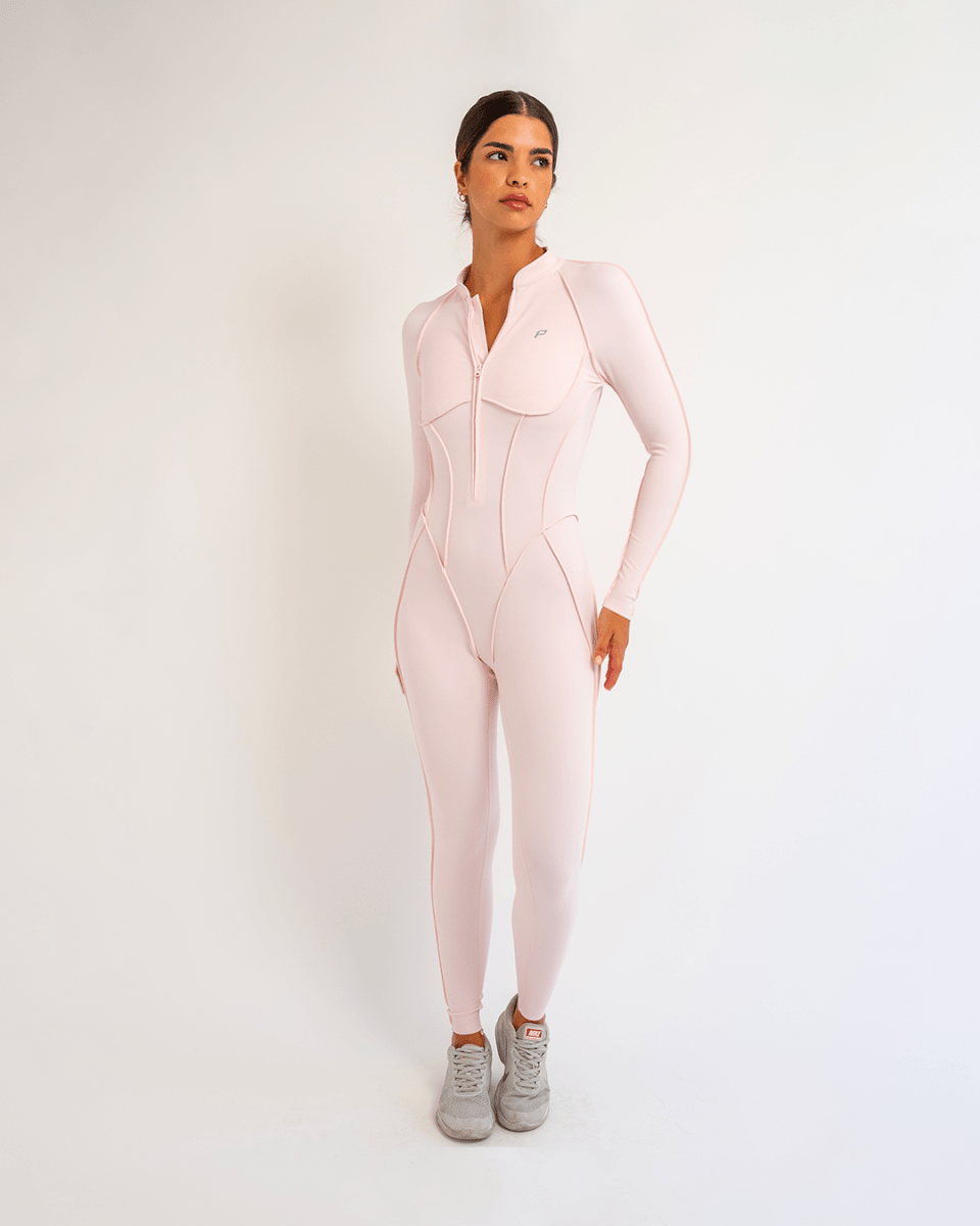 PilaNova Open Back Jumpsuit – Breathable & Stretchy Fabric – Soft Pink - PilaNova
