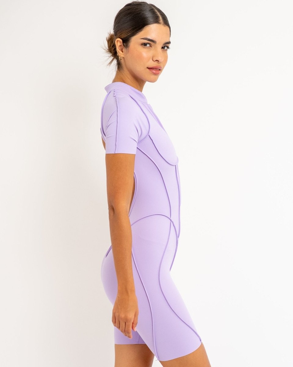 PilaNova Sleek Shorts Catsuit – Chic Design & Comfortable Fit - PilaNova