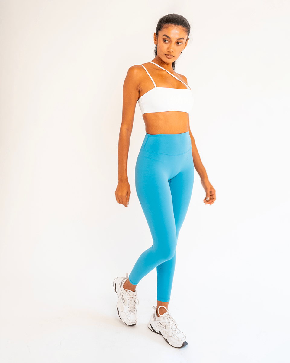 PilaNova Stirrup Leggings – Sleek Fit & Bold Straps – Blue - PilaNova