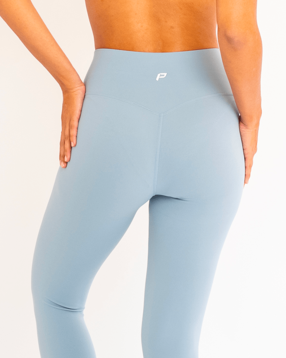PilaNova Stirrup Leggings–Sleek Fit & Bold Straps–Light Blue - PilaNova