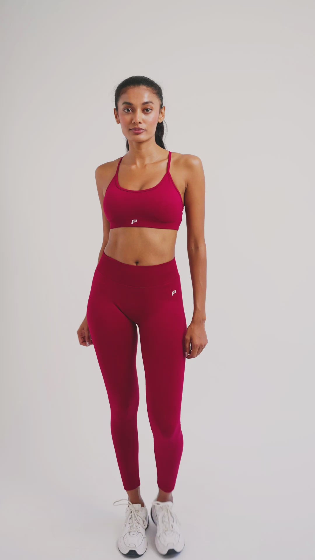 Load video: PilaNova Set Legging – Comfortable &amp; Supportive – Red
